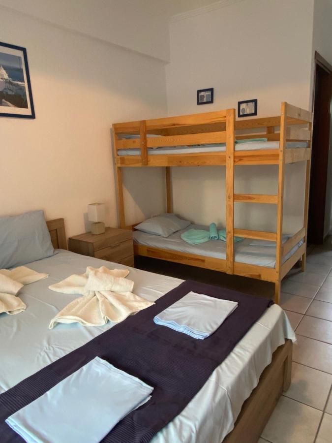 Jenny'S Holiday Villas Políhrono Kültér fotó